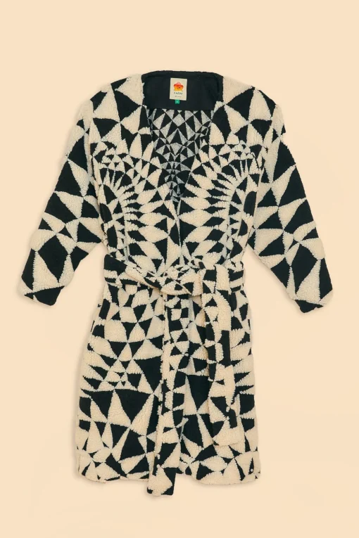  BLACK &AMP; WHITE HEART DECO MAXI FLEECE COAT