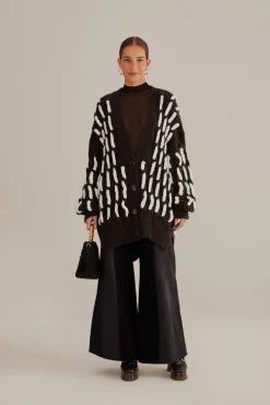  BLACK AND WHITE TEXTURED KNIT CARDIGAN