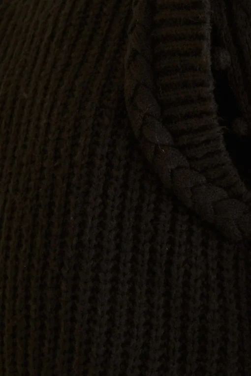  BLACK BRAIDED SWEATER
