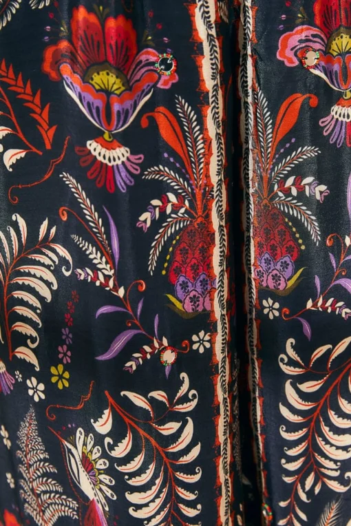  BLACK CLASSIC GARDEN MIRROR TRIM BLOUSE
