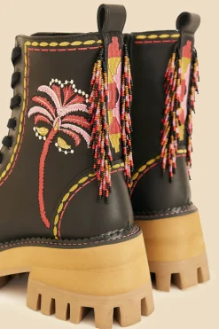  BLACK EMBROIDERED MID BOOT