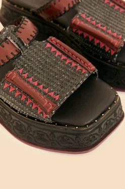  BLACK FLATFORM MULE