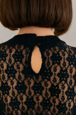  BLACK LACE LONG SLEEVE BLOUSE