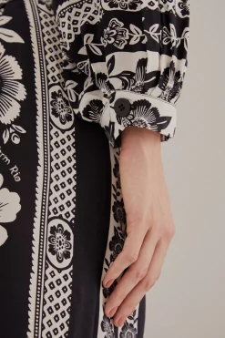  BLACK PINEAPPLE GARDEN JUMPSUIT