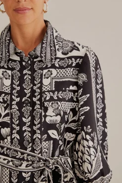  BLACK PINEAPPLE GARDEN LONG SLEEVE SHIRTDRESS