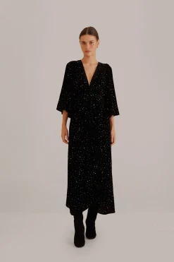 BLACK VELVET SHORT SLEEVE MIDI DRESS