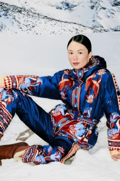  BLUE NATURE BEAUTY SKI JACKET