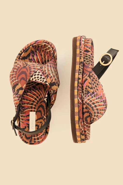  CARAMEL MACAWMOUFLAGE PUFFY FLAT SANDAL