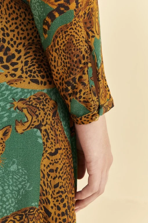  GREEN ARTSY LEOPARDS LONG SLEEVE MAXI DRESS