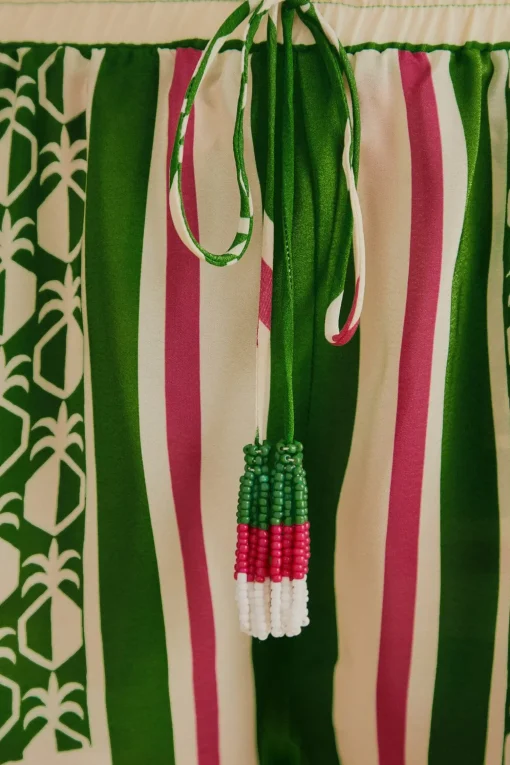  GREEN PINEAPPLE SCARF SHORTS