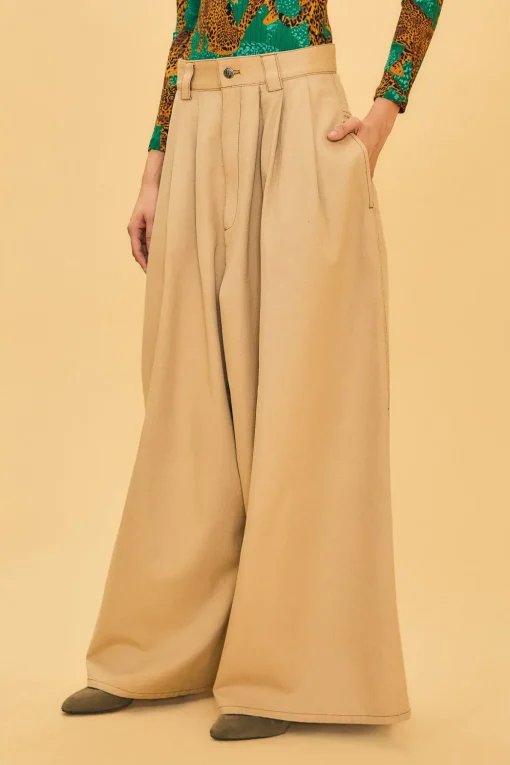  KHAKI LOW WAISTED PLEATED PANTS