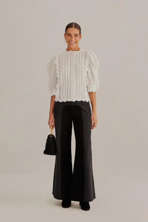  OFF-WHITE SHORT SLEEVE PLEATED BLOUSE