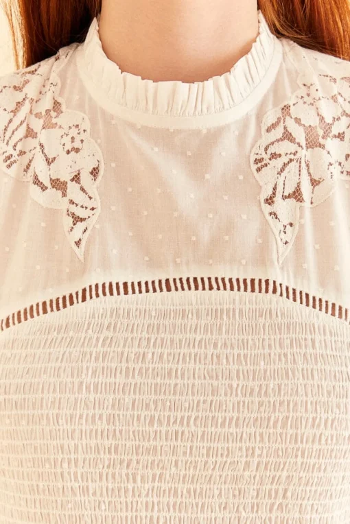  OFF-WHITE SMOCKED BLOUSE