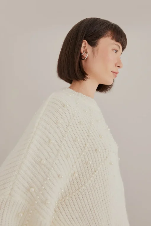  PEARL EMBROIDERED BUBBLE SWEATER