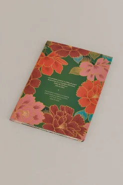  SHARE THE JOY GIFT WRAP PAPER SET
