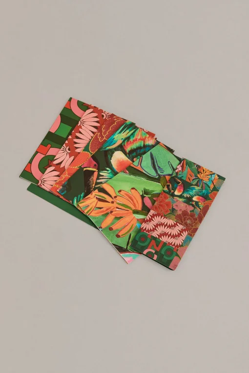  SHARE THE JOY GIFT WRAP PAPER SET