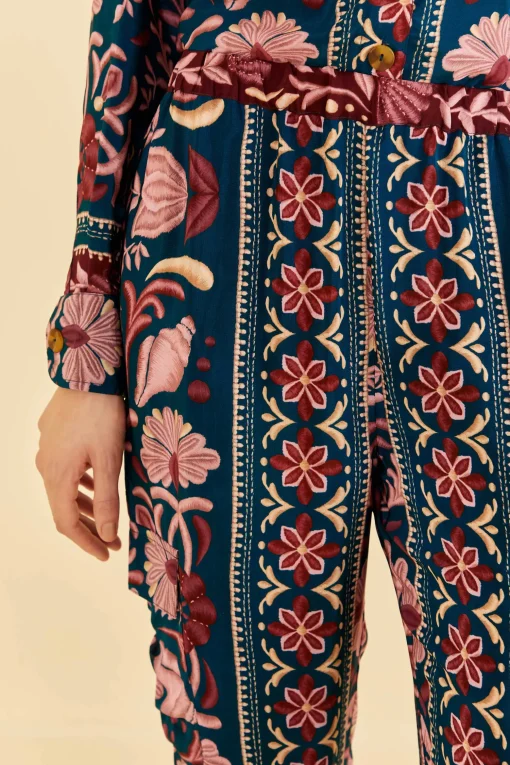  TEAL SEASHELL TAPESTRY CARGO PANTS